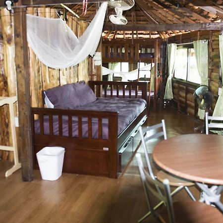 Sunflower Boathouse Kepulauan Phi Phi Bagian luar foto