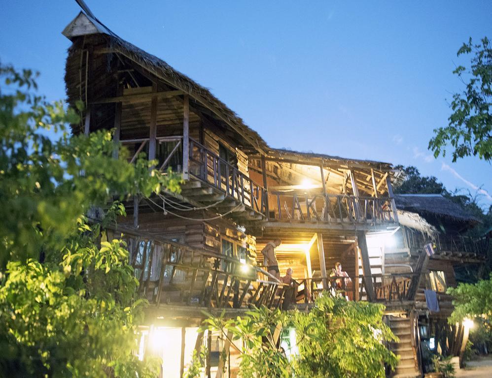Sunflower Boathouse Kepulauan Phi Phi Bagian luar foto