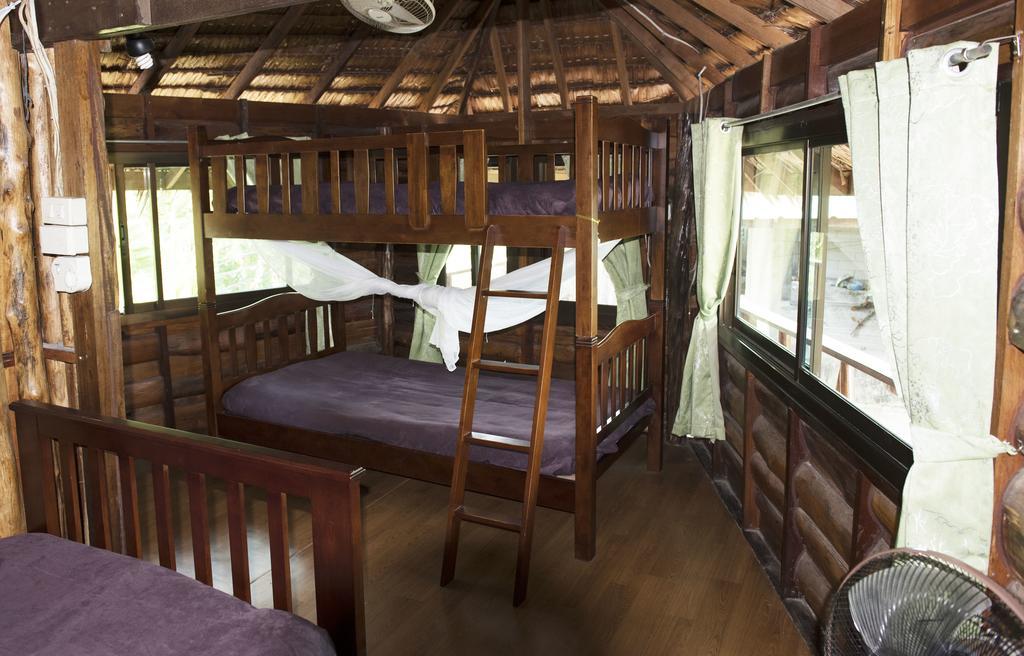 Sunflower Boathouse Kepulauan Phi Phi Bagian luar foto